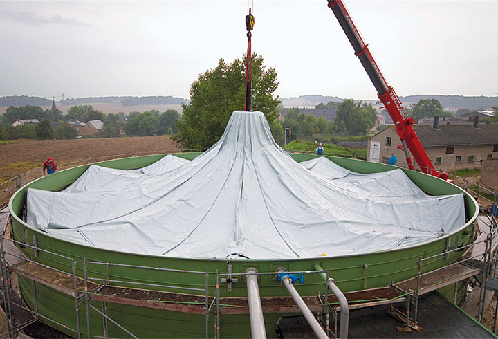 Foil roof during construction