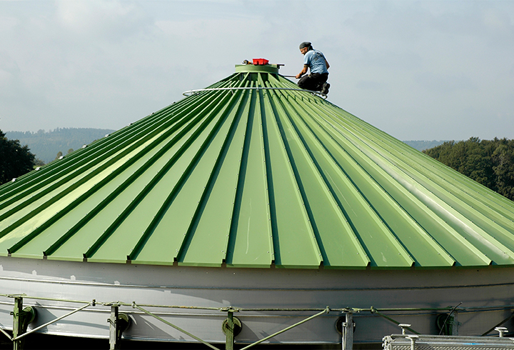 Segment roof as an example of a container roof